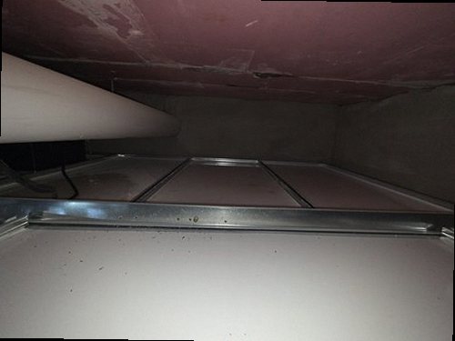 서초구 누수탐지 욕실 천장 물자국과 누수 피해를 확인하는 현장