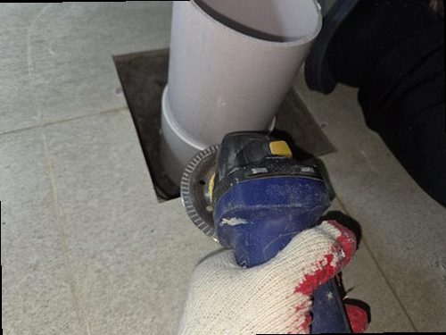 영등포구 누수탐지 수도계량기 별침과 배관 압력검사를 확인하는 모습