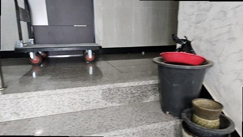 광명 누수탐지 아래층 천장 물자국과 백화현상을 확인하는 현장