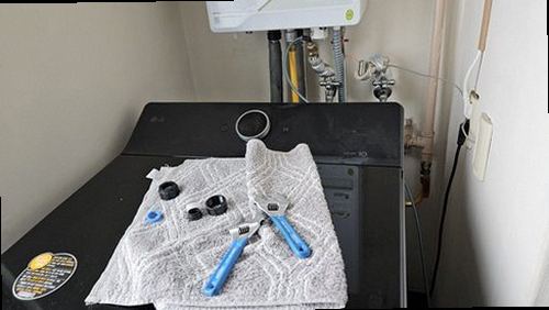 일산동구 누수탐지 누수 수리 후 압력과 수분 상태를 재확인하는 현장