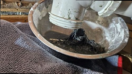 팔달구 누수탐지 싱크대 하부 배관과 계량기 별침을 확인하는 누수 점검