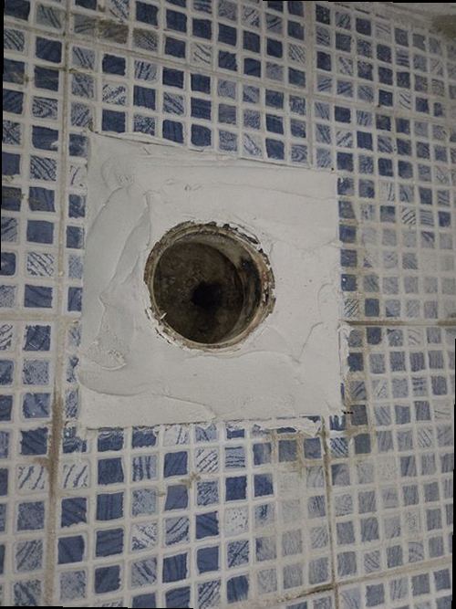 양천구 누수탐지 수도계량기와 건물 배관 구조를 보여주는 누수 점검 이미지