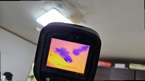부산진구 누수탐지 누수 원인별 배관과 방수층 구조를 설명하는 단면도