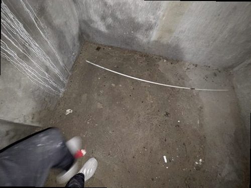 남양주 누수탐지 천장 얼룩과 벽면 습기를 확인하는 누수 현장