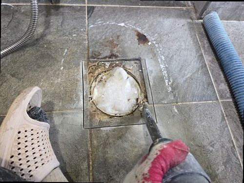 동대문구 누수탐지 용두동 누수탐지 화장실벽누수 젖은 벽에서 시작된 현장 점검