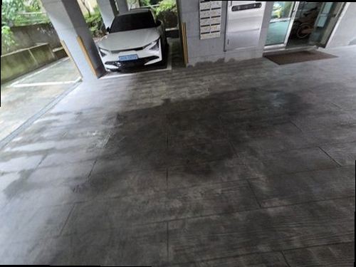 남동구 누수탐지 보일러와 바닥 주변의 누수 피해 상태를 확인하는 현장
