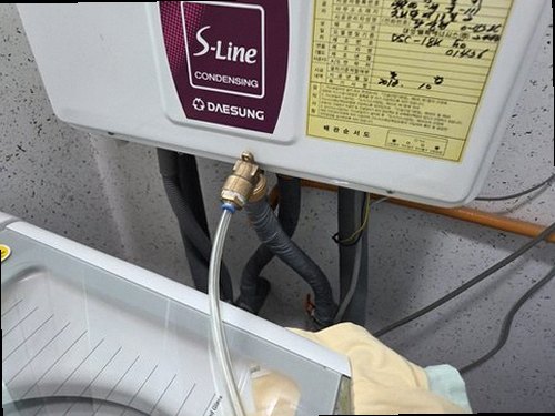 만세구 누수탐지 누수 배관 보수 후 공압으로 압력을 재확인하는 과정