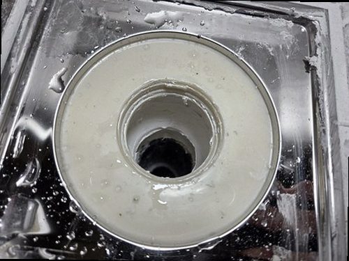 계양구 누수탐지 천장 누수 흔적과 점검 전 실내 보양 상태